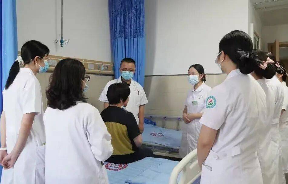 “十四五”卫健事业跑出加速度J9九游会医心惠苗乡！兴文(图6)